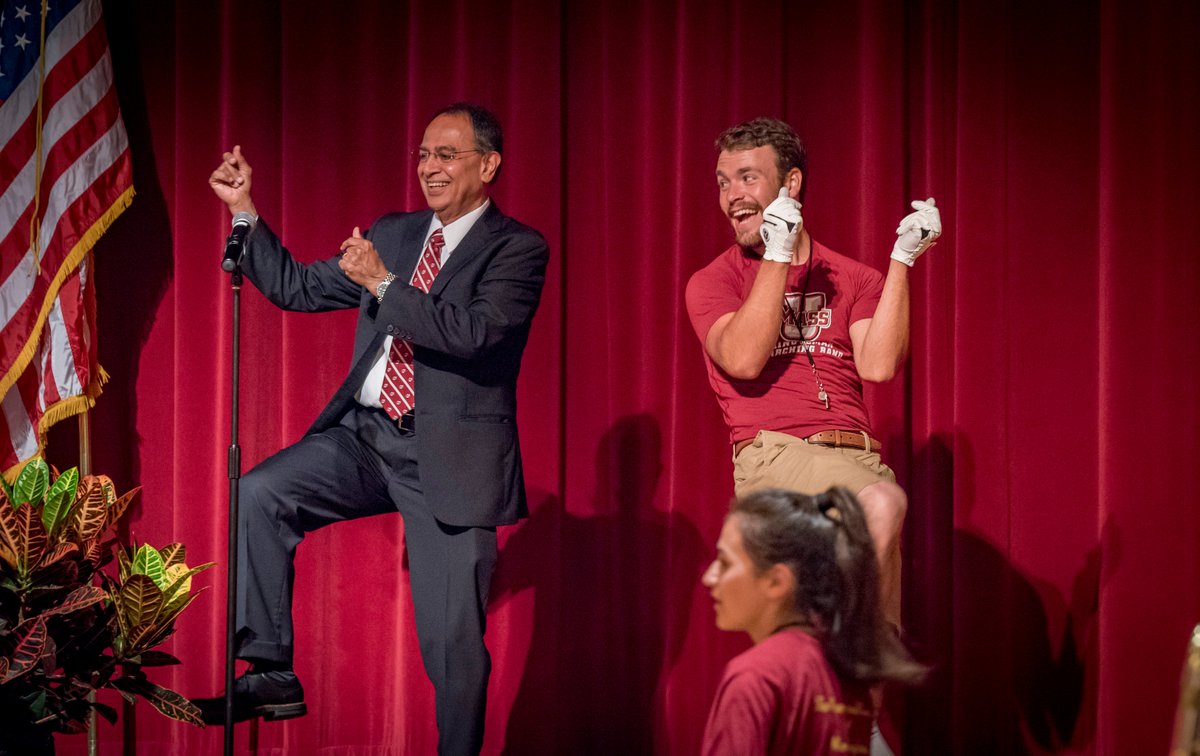 Thanks for getting us moving so early on a Tuesday, @UMassBand!