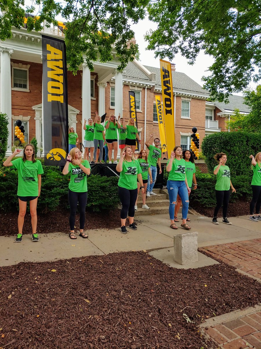 Eating and hanging out with thousands of our newest friends at the President&#39;s Block Party. #OnIowa19